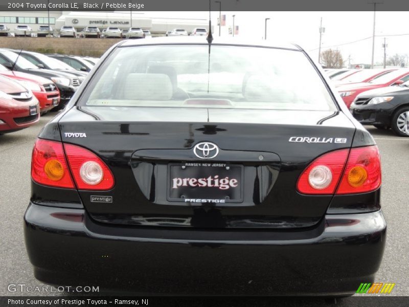 Black / Pebble Beige 2004 Toyota Corolla LE