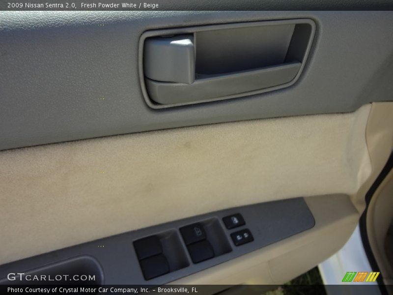 Fresh Powder White / Beige 2009 Nissan Sentra 2.0