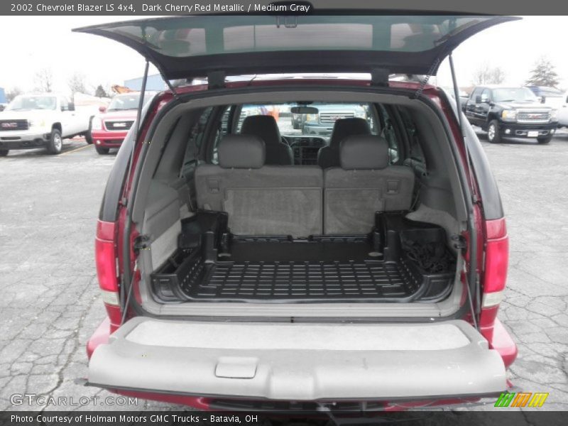  2002 Blazer LS 4x4 Trunk