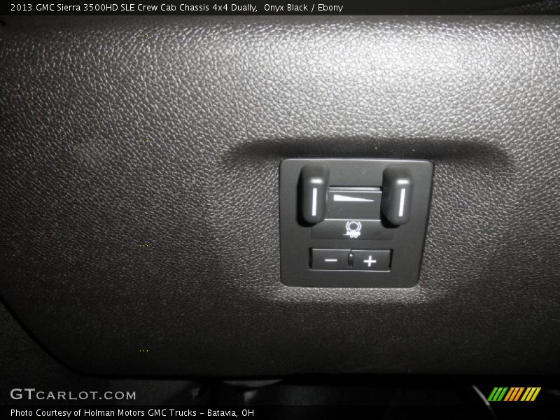 Onyx Black / Ebony 2013 GMC Sierra 3500HD SLE Crew Cab Chassis 4x4 Dually