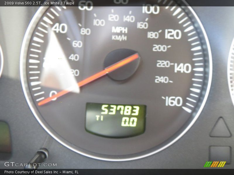Ice White / Taupe 2009 Volvo S60 2.5T