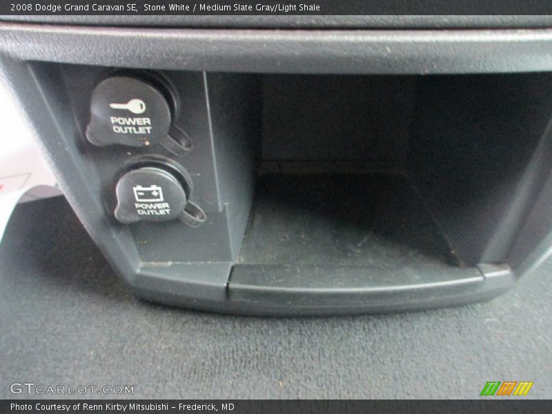 Stone White / Medium Slate Gray/Light Shale 2008 Dodge Grand Caravan SE