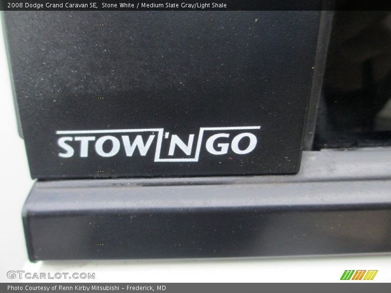 Stone White / Medium Slate Gray/Light Shale 2008 Dodge Grand Caravan SE