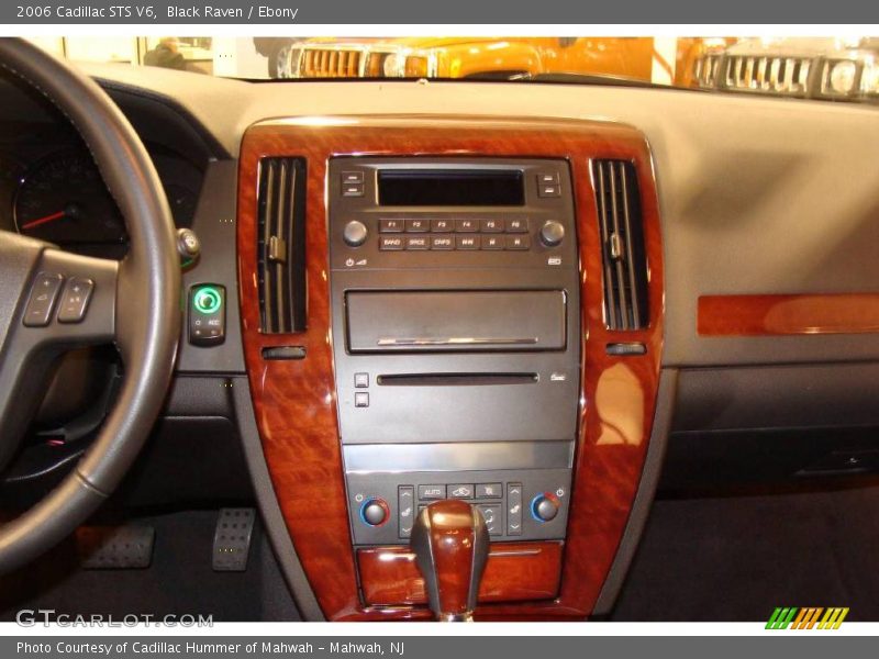 Black Raven / Ebony 2006 Cadillac STS V6