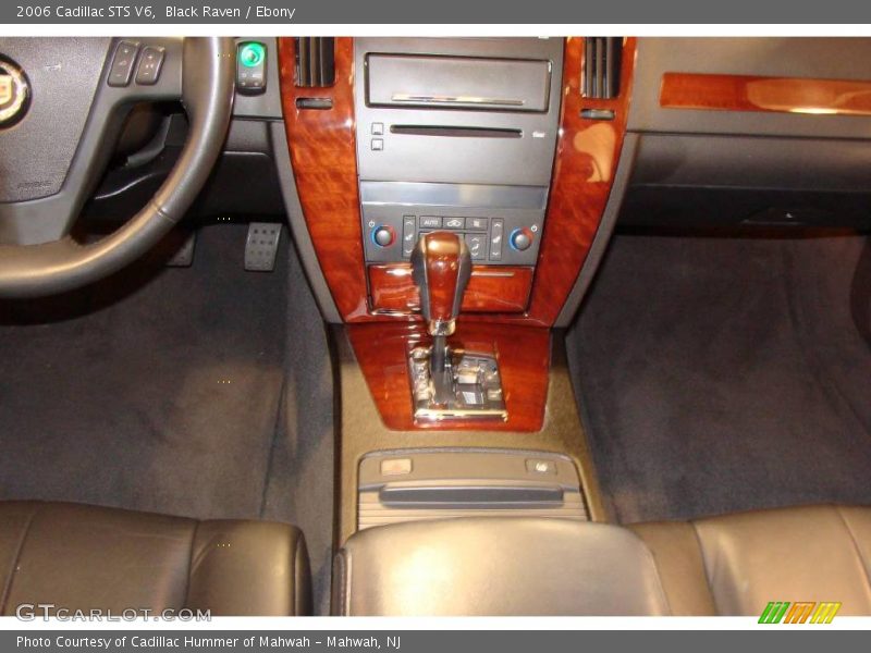 Black Raven / Ebony 2006 Cadillac STS V6