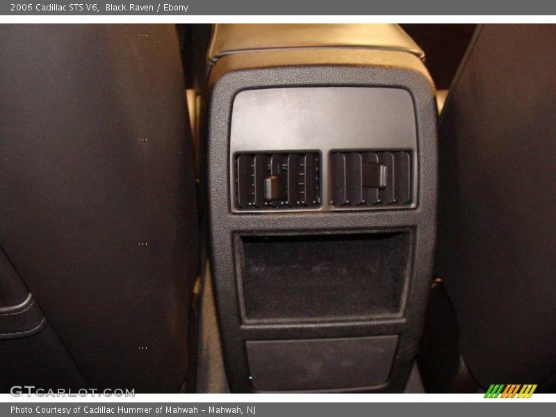 Black Raven / Ebony 2006 Cadillac STS V6