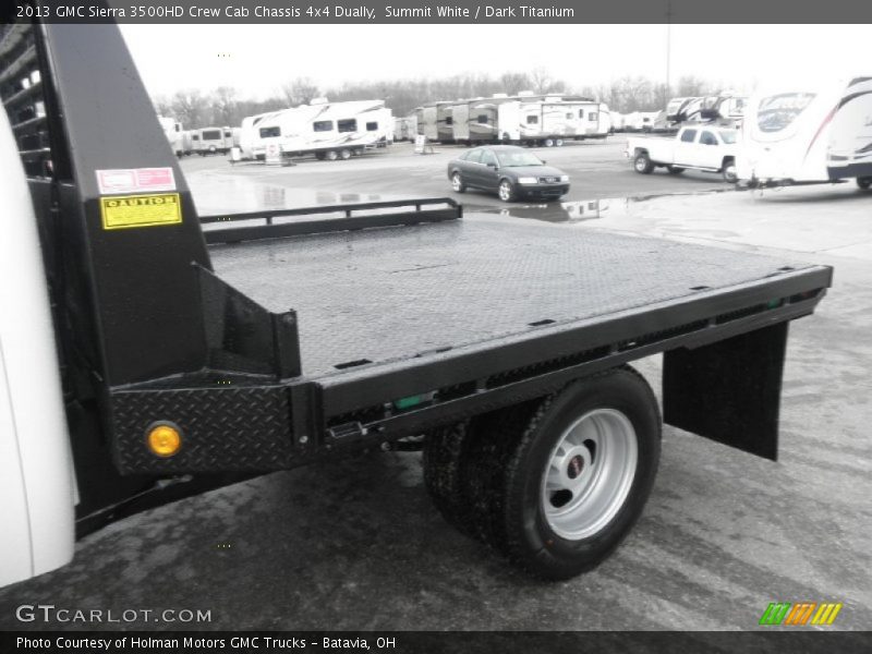 Summit White / Dark Titanium 2013 GMC Sierra 3500HD Crew Cab Chassis 4x4 Dually
