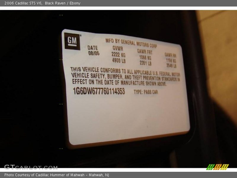 Black Raven / Ebony 2006 Cadillac STS V6