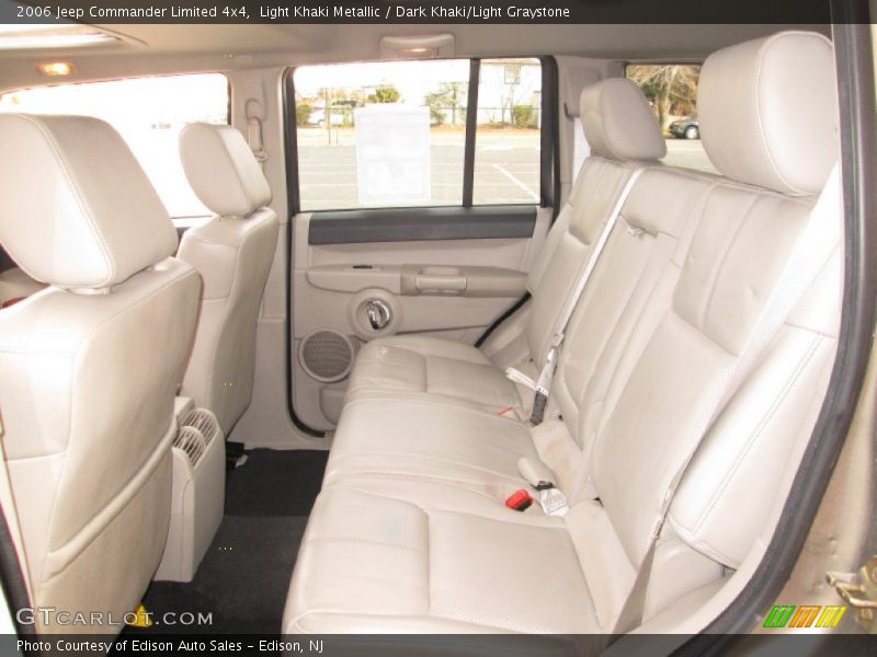 Rear Seat of 2006 Commander Limited 4x4