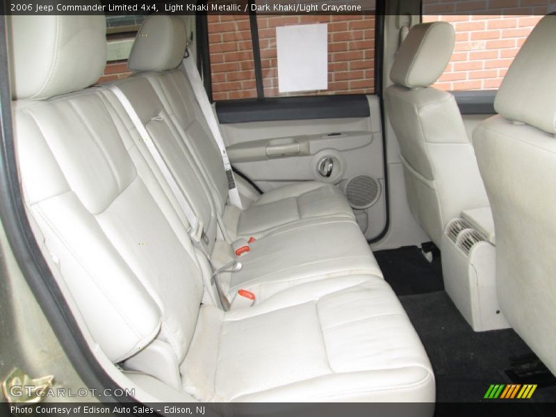Light Khaki Metallic / Dark Khaki/Light Graystone 2006 Jeep Commander Limited 4x4