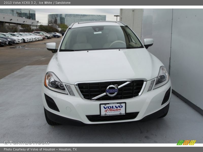 Ice White / Sandstone 2013 Volvo XC60 3.2