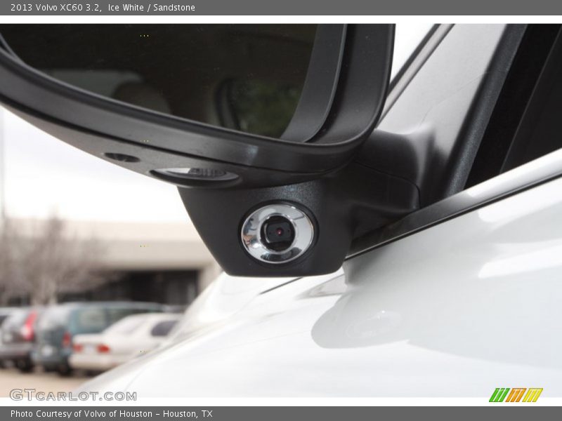 Ice White / Sandstone 2013 Volvo XC60 3.2