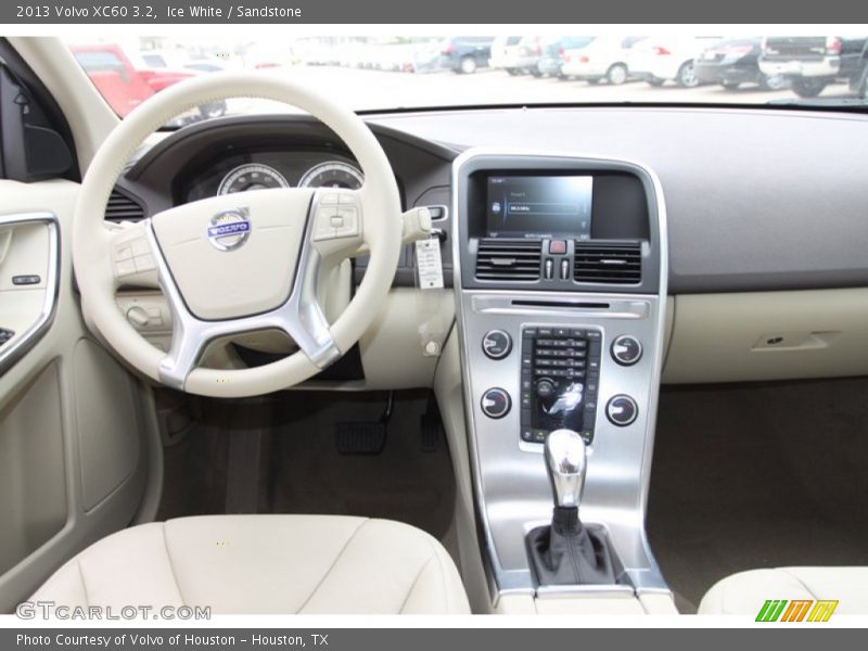 Ice White / Sandstone 2013 Volvo XC60 3.2