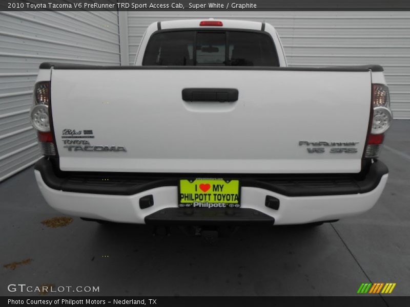 Super White / Graphite 2010 Toyota Tacoma V6 PreRunner TRD Sport Access Cab