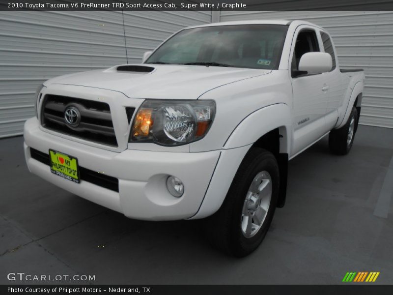 Super White / Graphite 2010 Toyota Tacoma V6 PreRunner TRD Sport Access Cab