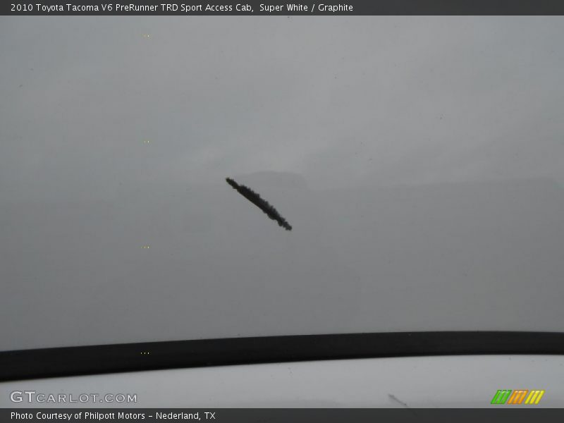 Super White / Graphite 2010 Toyota Tacoma V6 PreRunner TRD Sport Access Cab