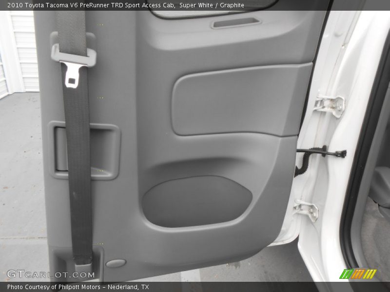 Super White / Graphite 2010 Toyota Tacoma V6 PreRunner TRD Sport Access Cab