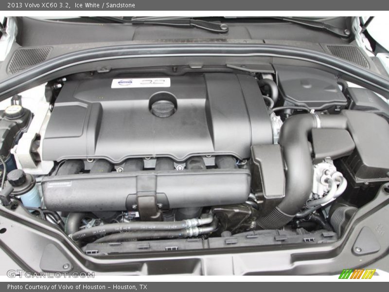 Ice White / Sandstone 2013 Volvo XC60 3.2