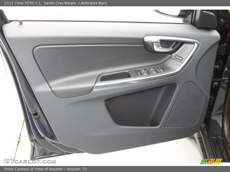 Saville Grey Metallic / Anthracite Black 2013 Volvo XC60 3.2