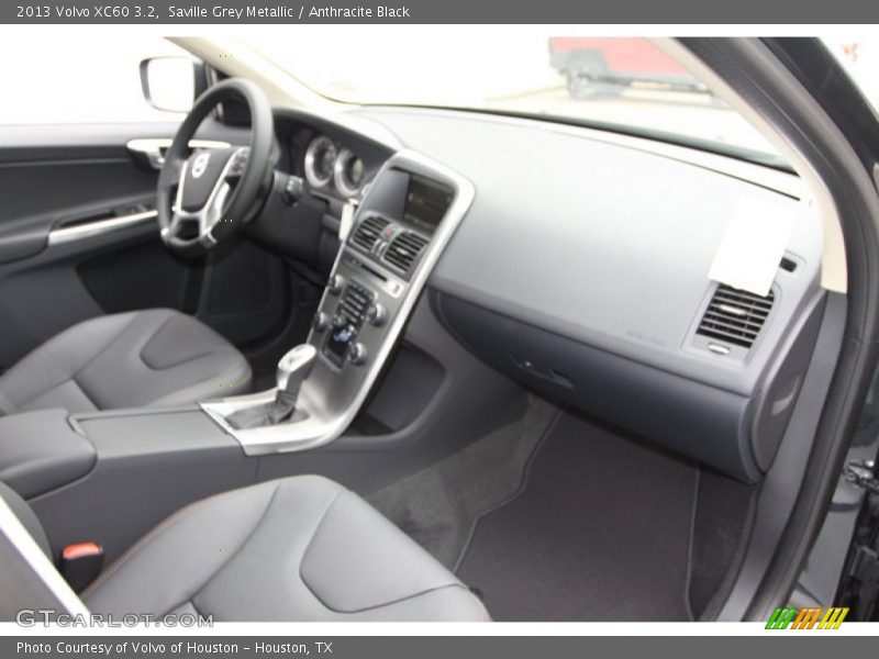 Saville Grey Metallic / Anthracite Black 2013 Volvo XC60 3.2