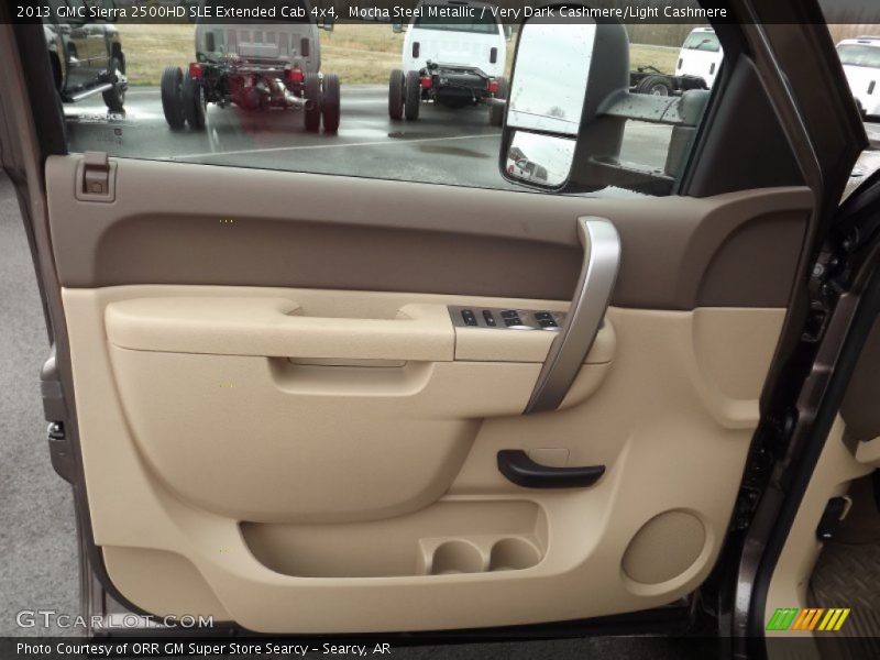 Door Panel of 2013 Sierra 2500HD SLE Extended Cab 4x4