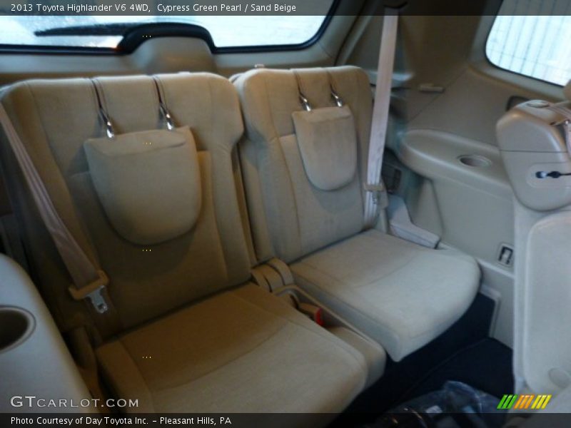 Cypress Green Pearl / Sand Beige 2013 Toyota Highlander V6 4WD