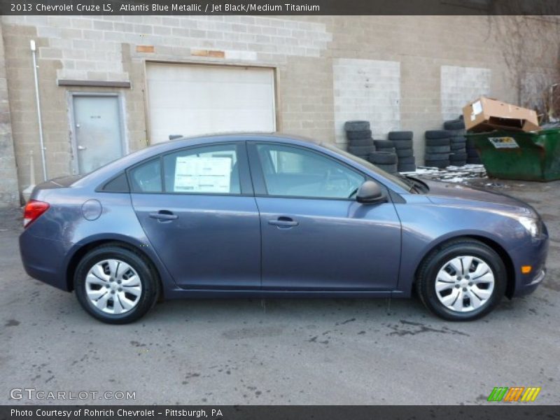 Atlantis Blue Metallic / Jet Black/Medium Titanium 2013 Chevrolet Cruze LS
