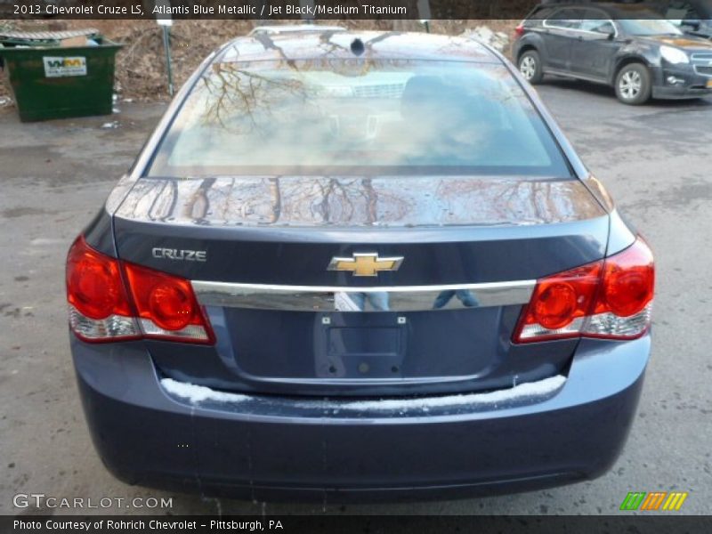 Atlantis Blue Metallic / Jet Black/Medium Titanium 2013 Chevrolet Cruze LS