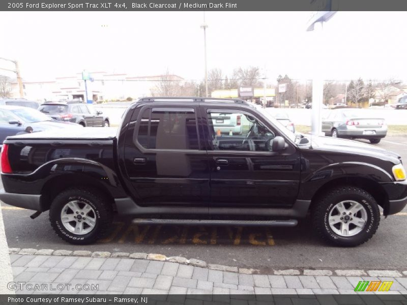 Black Clearcoat / Medium Dark Flint 2005 Ford Explorer Sport Trac XLT 4x4