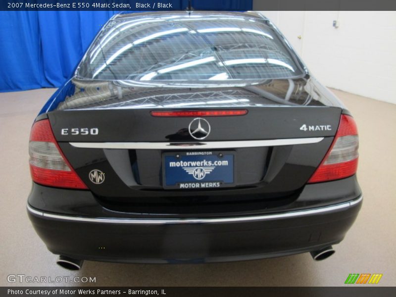 Black / Black 2007 Mercedes-Benz E 550 4Matic Sedan