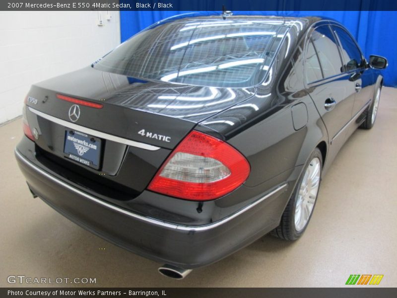 Black / Black 2007 Mercedes-Benz E 550 4Matic Sedan