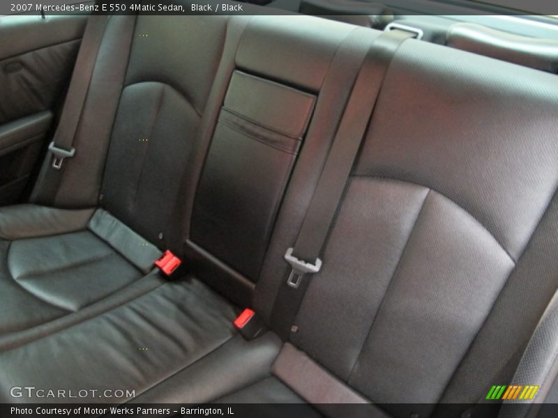 Black / Black 2007 Mercedes-Benz E 550 4Matic Sedan