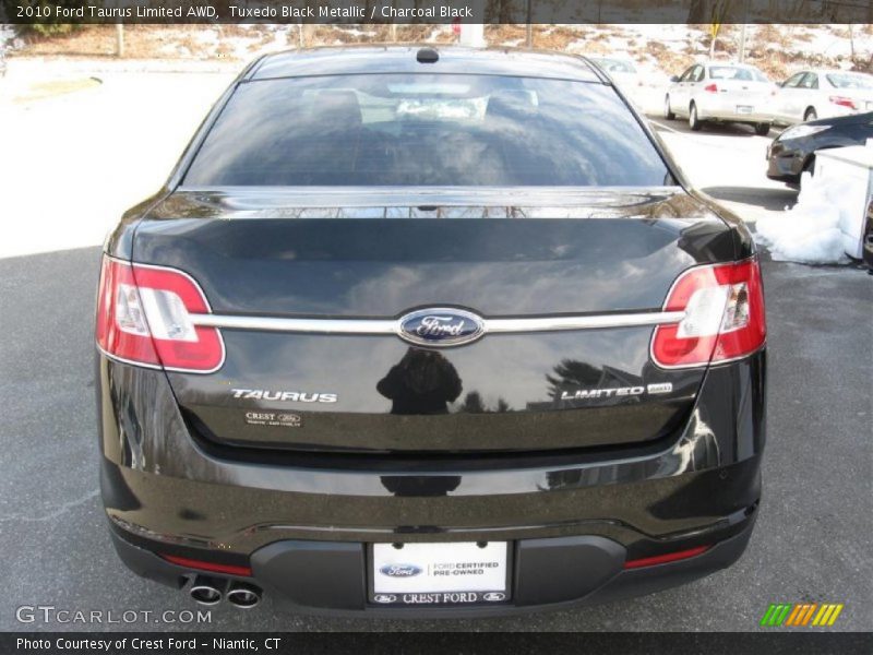 Tuxedo Black Metallic / Charcoal Black 2010 Ford Taurus Limited AWD