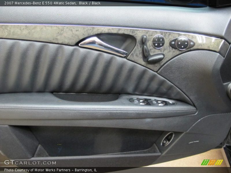 Black / Black 2007 Mercedes-Benz E 550 4Matic Sedan