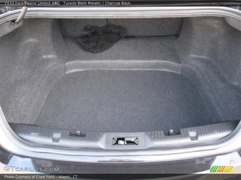 Tuxedo Black Metallic / Charcoal Black 2010 Ford Taurus Limited AWD