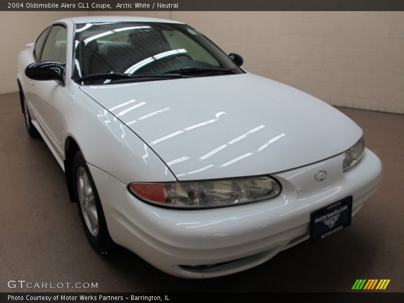 Arctic White / Neutral 2004 Oldsmobile Alero GL1 Coupe