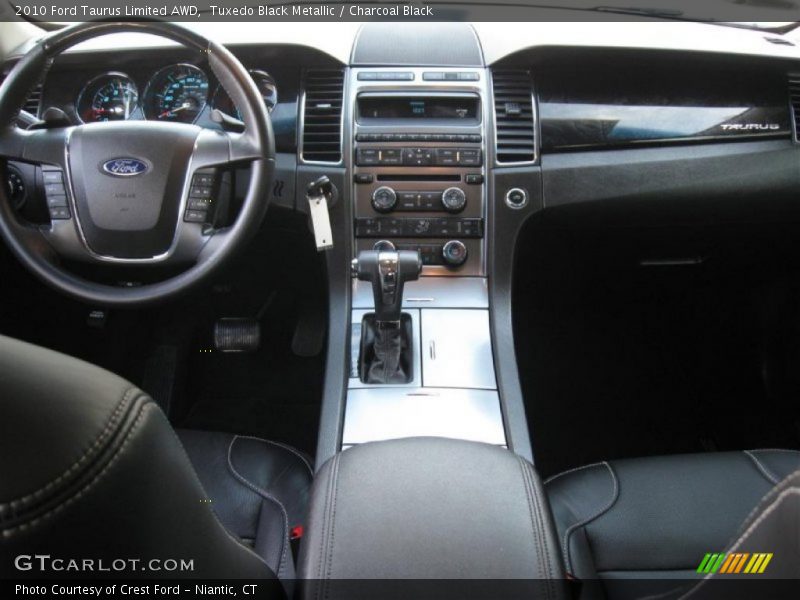 Tuxedo Black Metallic / Charcoal Black 2010 Ford Taurus Limited AWD