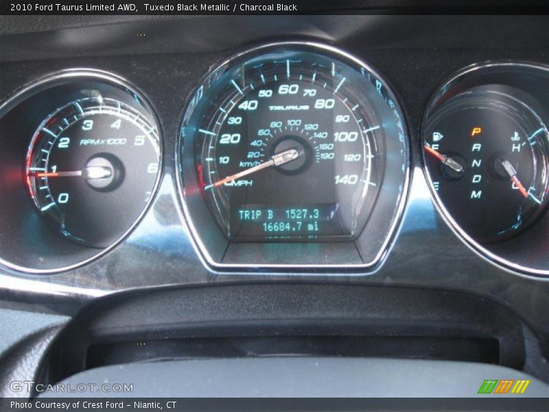 Tuxedo Black Metallic / Charcoal Black 2010 Ford Taurus Limited AWD