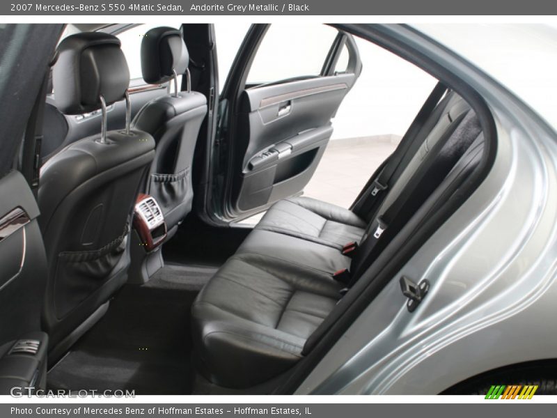 Rear Seat of 2007 S 550 4Matic Sedan