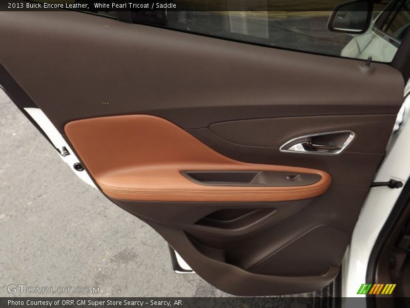 Door Panel of 2013 Encore Leather