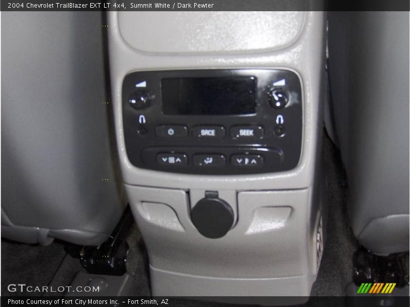 Summit White / Dark Pewter 2004 Chevrolet TrailBlazer EXT LT 4x4