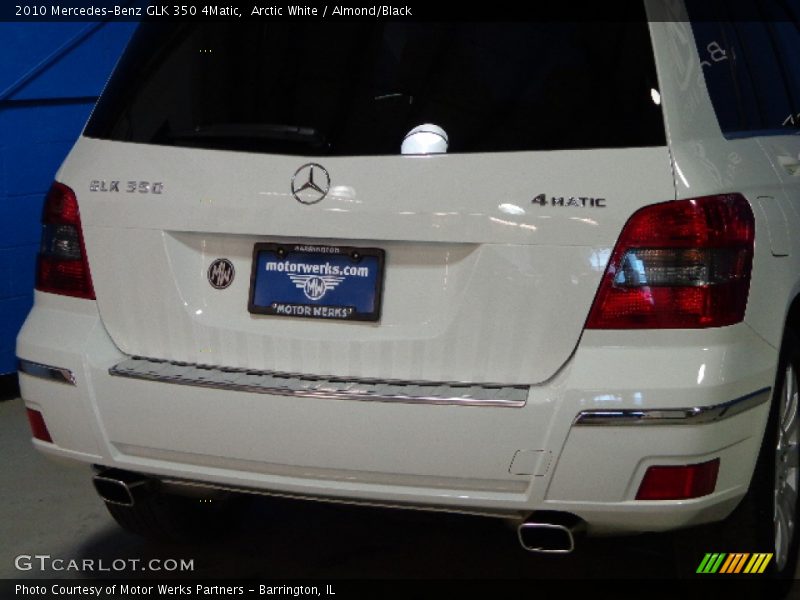 Arctic White / Almond/Black 2010 Mercedes-Benz GLK 350 4Matic