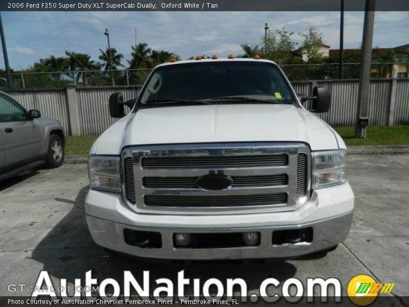 Oxford White / Tan 2006 Ford F350 Super Duty XLT SuperCab Dually