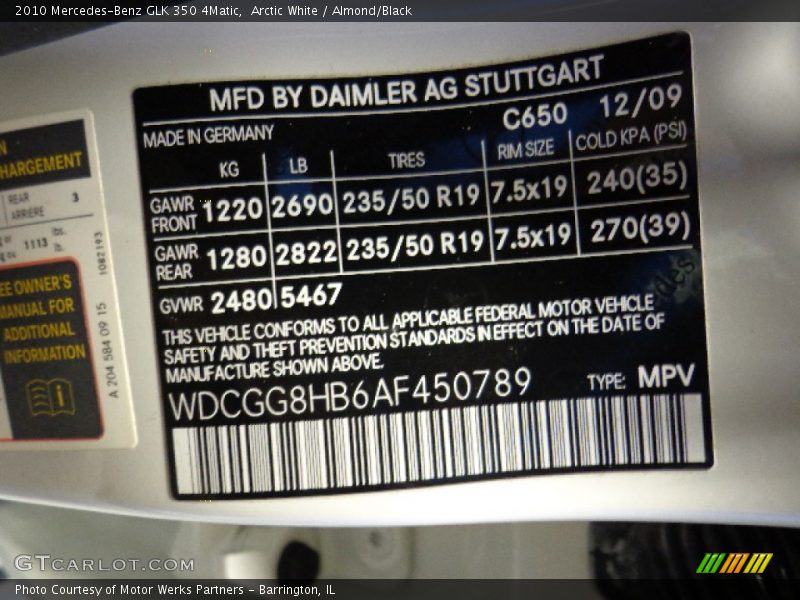 Arctic White / Almond/Black 2010 Mercedes-Benz GLK 350 4Matic