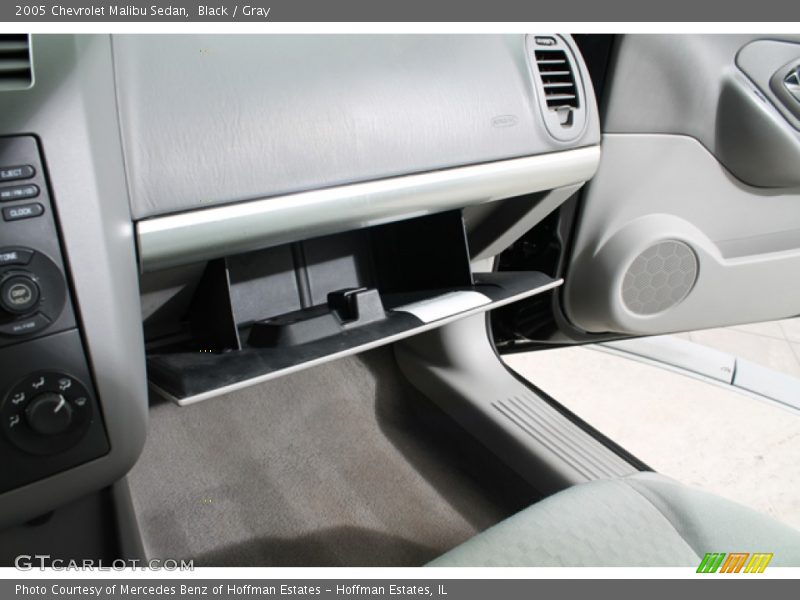 Black / Gray 2005 Chevrolet Malibu Sedan