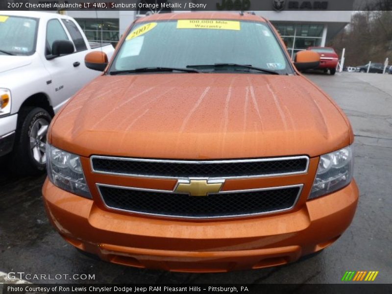 Sunburst Orange Metallic / Ebony 2007 Chevrolet Avalanche LT 4WD