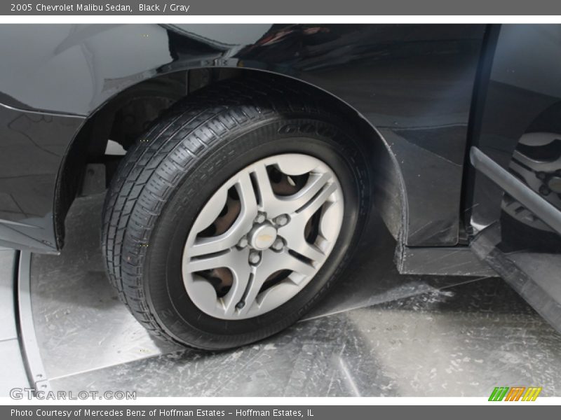 Black / Gray 2005 Chevrolet Malibu Sedan