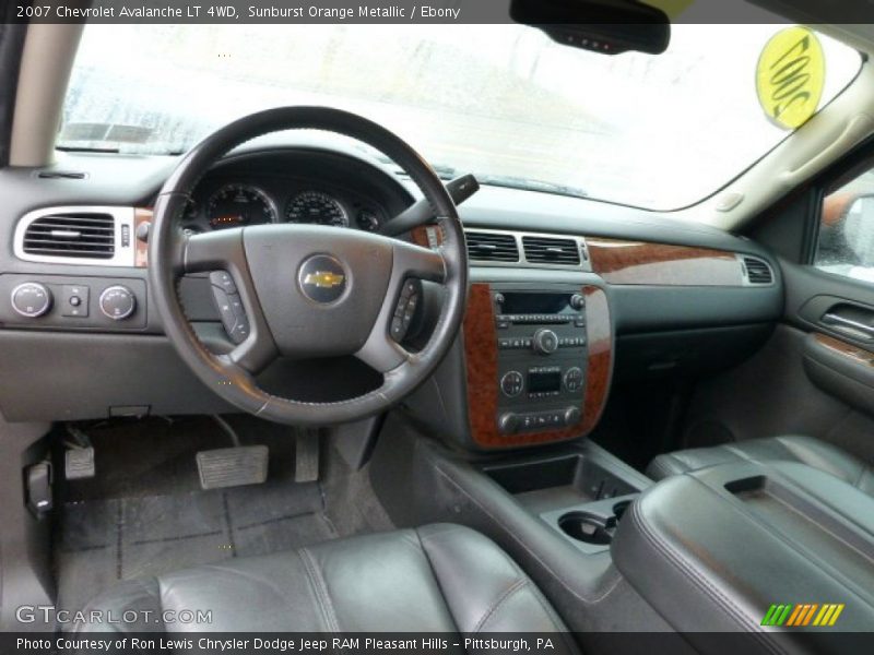 Ebony Interior - 2007 Avalanche LT 4WD 