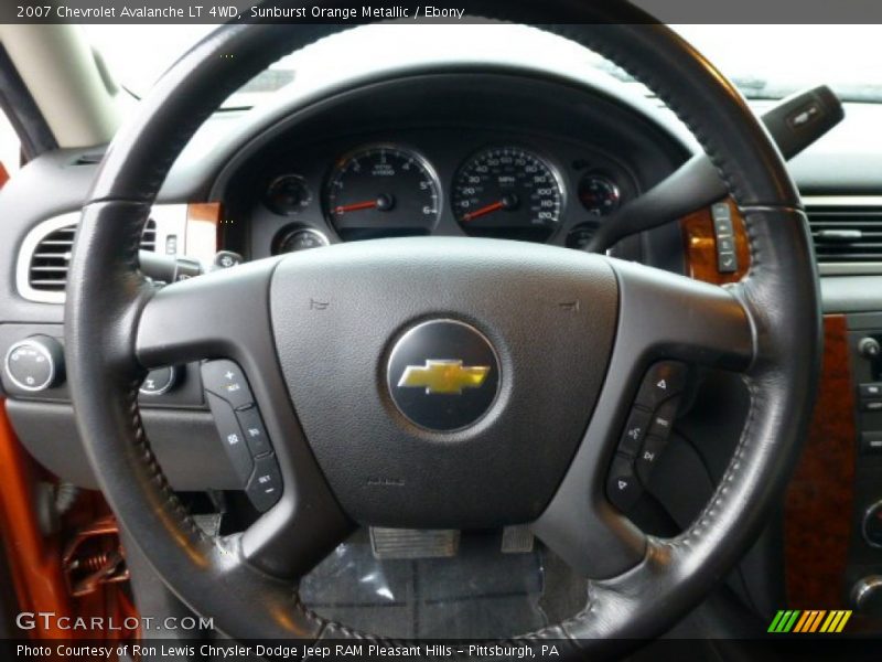  2007 Avalanche LT 4WD Steering Wheel