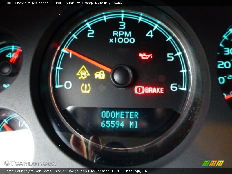 Sunburst Orange Metallic / Ebony 2007 Chevrolet Avalanche LT 4WD
